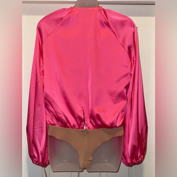 💗❤️ NWT The Dolls House Fashion Beaudelle Set in Red and Pink Satin - Picture 8 of 16